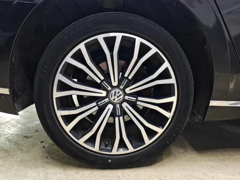 Volkswagen Phideon