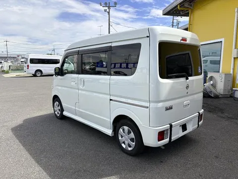 Nissan Clipper Rio