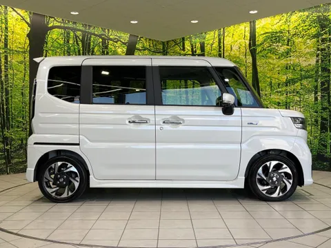 Suzuki Spacia Custom