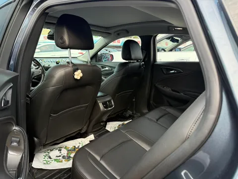 Chevrolet Malibu XL