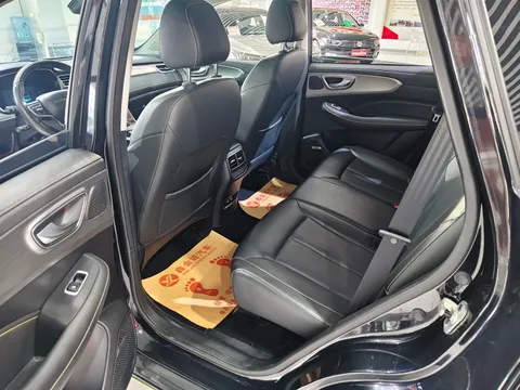 Roewe RX5
