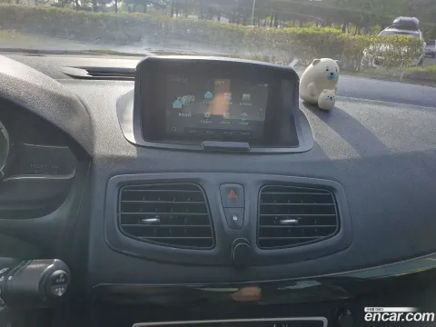 Renault SM3