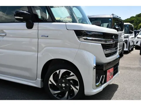 Suzuki Spacia Custom