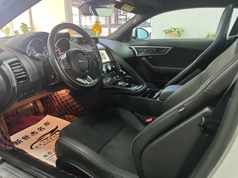 Jaguar F-Type