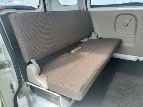 Mitsubishi Minicab Van