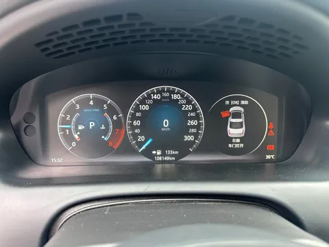 Jaguar XJ