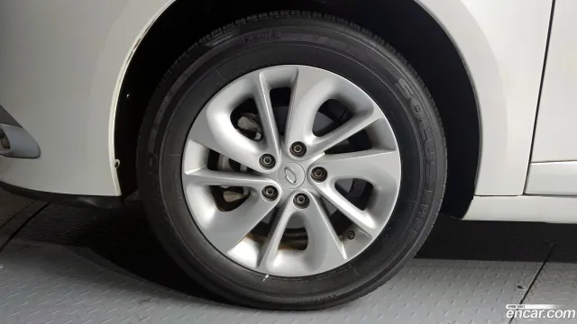 Renault SM3