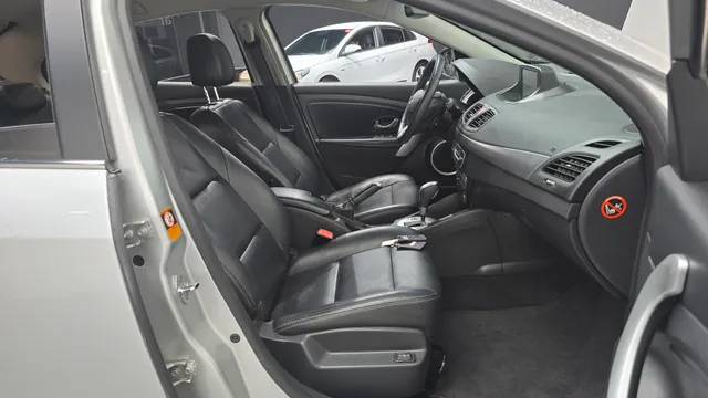 Renault SM3