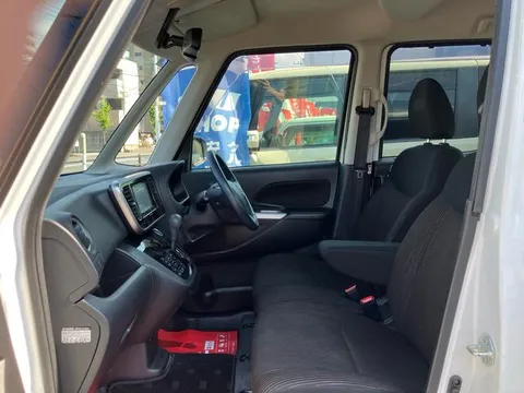Mitsubishi eK Space Custom
