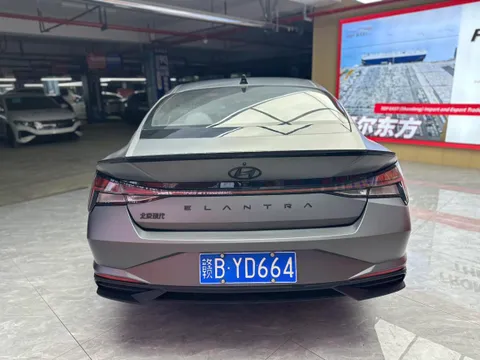 Hyundai Elantra (Avante)