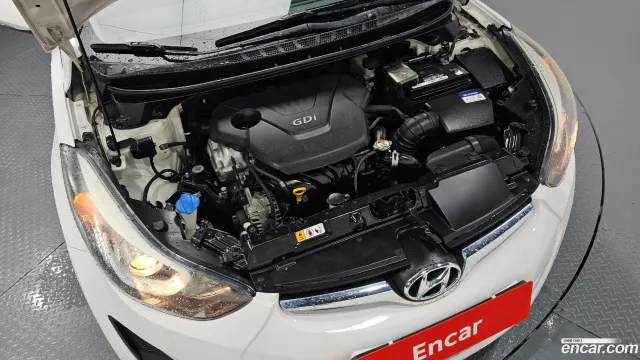 Hyundai Elantra (Avante)