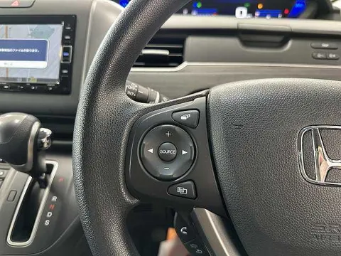 Honda Freed Plus