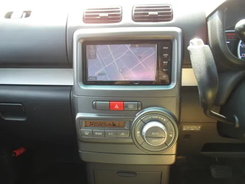 Toyota Pixis Space