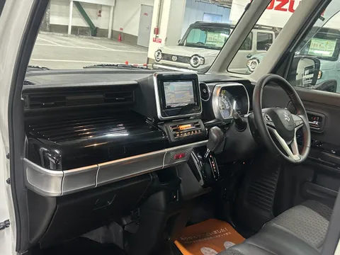 Suzuki Spacia Custom