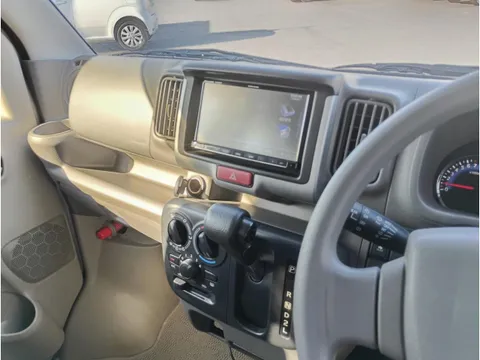 Nissan Clipper