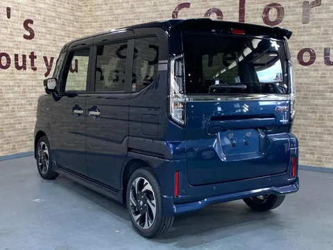 Suzuki Spacia Custom