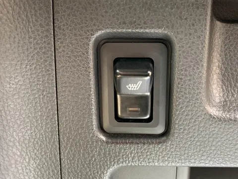 Mitsubishi eK Space Custom
