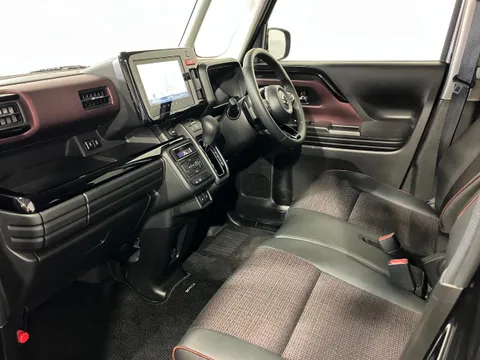 Suzuki Spacia Custom