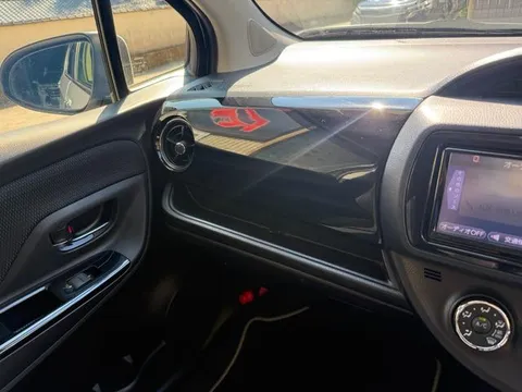 Toyota Yaris (Vitz)