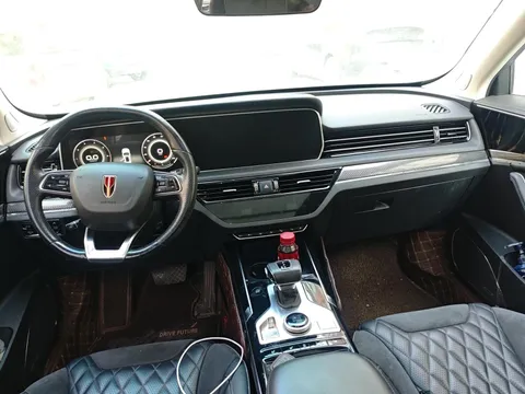 Hongqi HS5