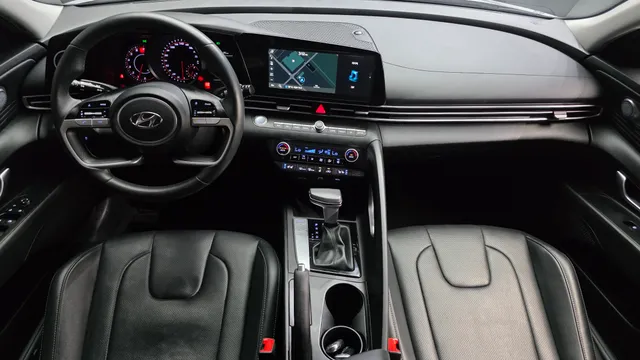 Hyundai Elantra (Avante)