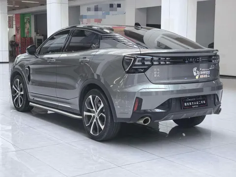 Lynk & Co 05