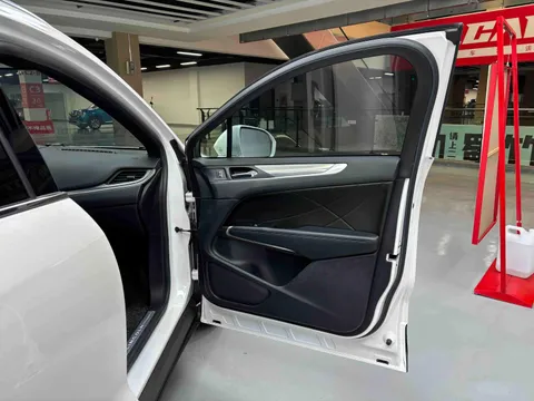 Lincoln MKC