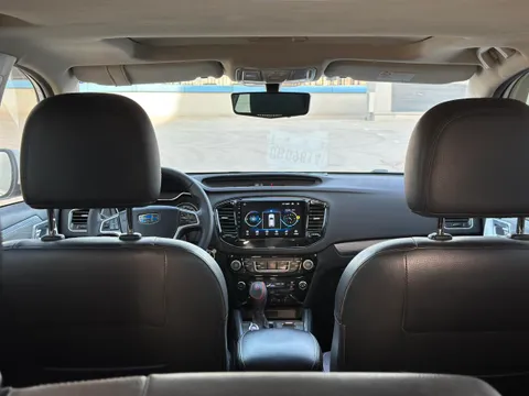 Geely Vision X6