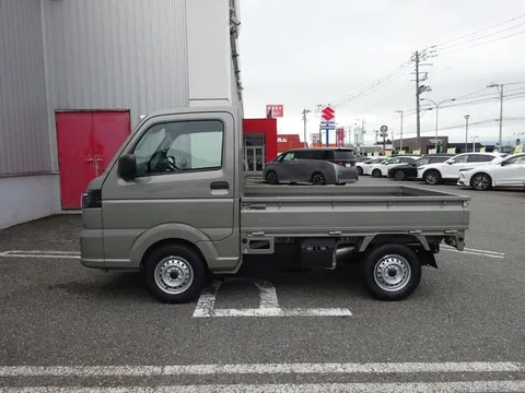 Nissan Clipper Truck