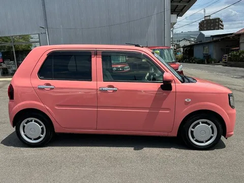 Daihatsu Mira Tocot