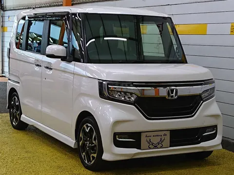 Honda N-BOX Custom