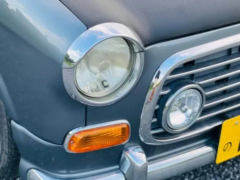 Daihatsu Mira Gino