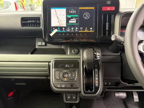 Suzuki Spacia Gear