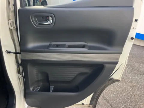 Honda N-BOX Slash