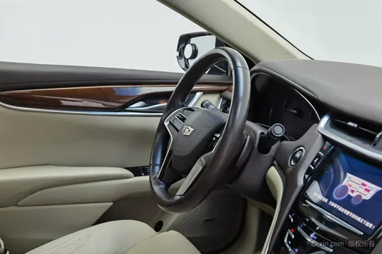Cadillac XTS