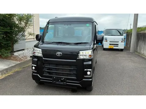 Toyota Pixis Van