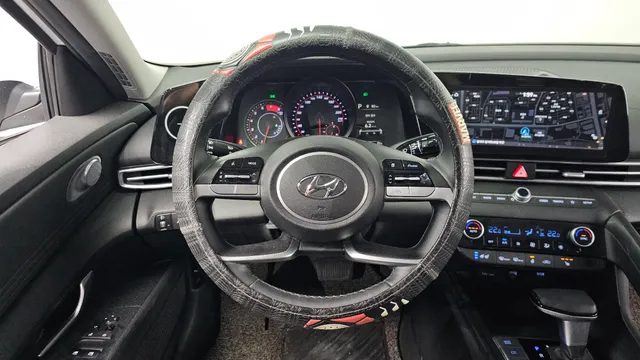 Hyundai Elantra (Avante)