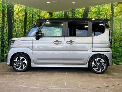 Suzuki Spacia Custom