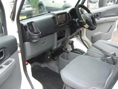 Nissan Clipper