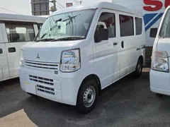 Mitsubishi Minicab Van
