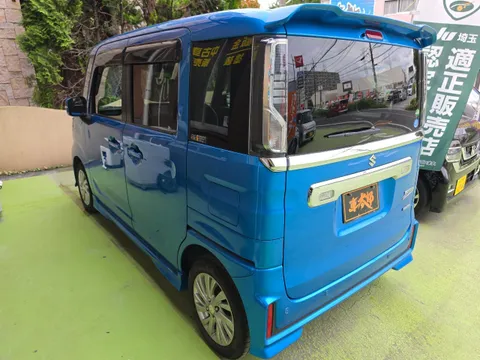 Suzuki Spacia Custom