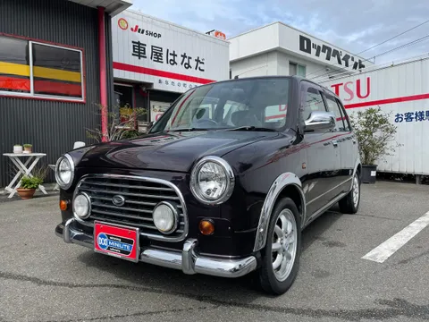 Daihatsu Mira Gino