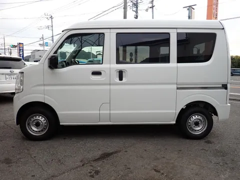 Nissan Clipper