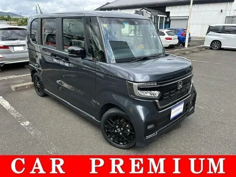 Honda N-BOX Custom