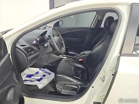 Renault SM3