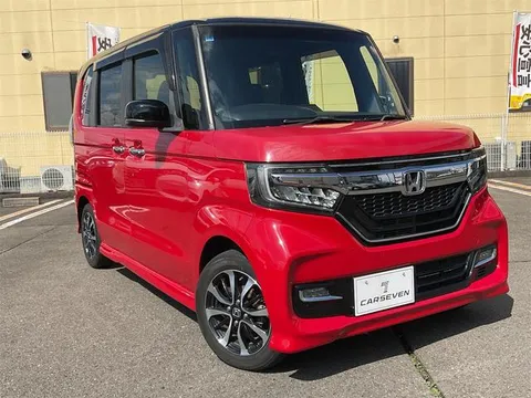 Honda N-BOX Custom