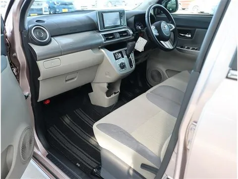 Toyota Pixis Joy