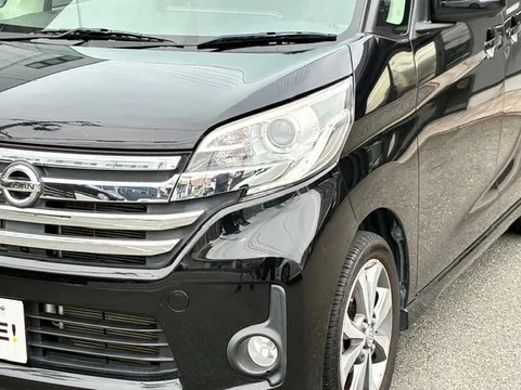 Nissan Dayz Roox