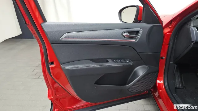 Renault XM3