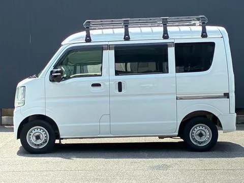 Mitsubishi Minicab Van